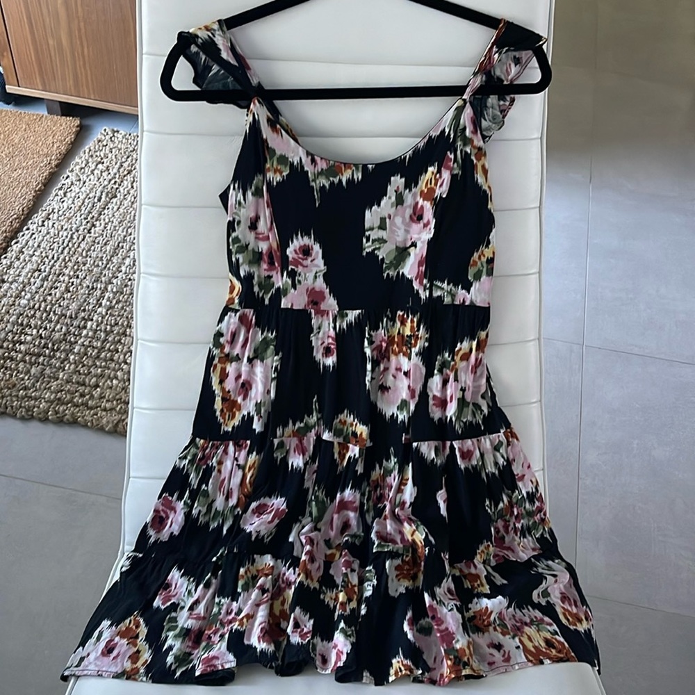 Women small Black and pink flower dress flared soft adjustable elastic back